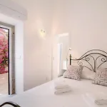 Casa Rosa Vila *
