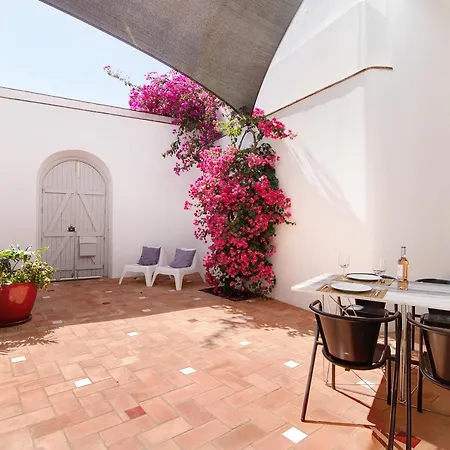 Casa Rosa Villa *